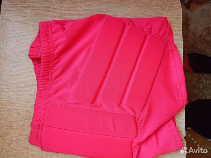 Защитные шорты для фигурного катания