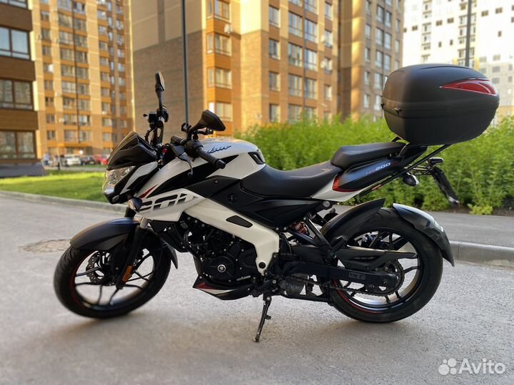 Bajaj Pulsar NS200
