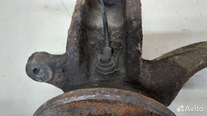 Ступица (кулак, цапфа) левая передняя Ford Fusion