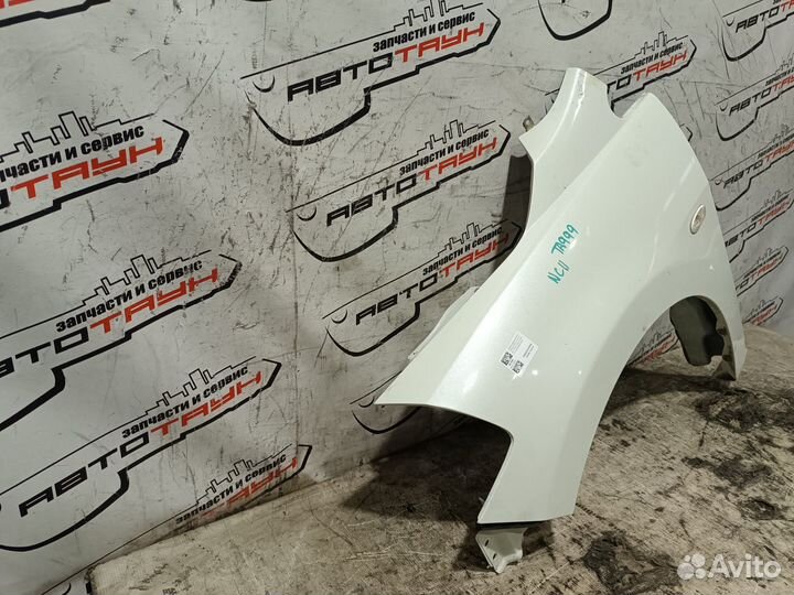 Крыло nissan tiida tiida latio C11 JC11 NC11 SC11 SJC11 SNC11 63101ED030 переднее левое белый, QX1 T