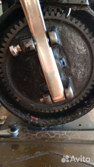 Швейная машина класса 1М 1958 г. СССР рабочая