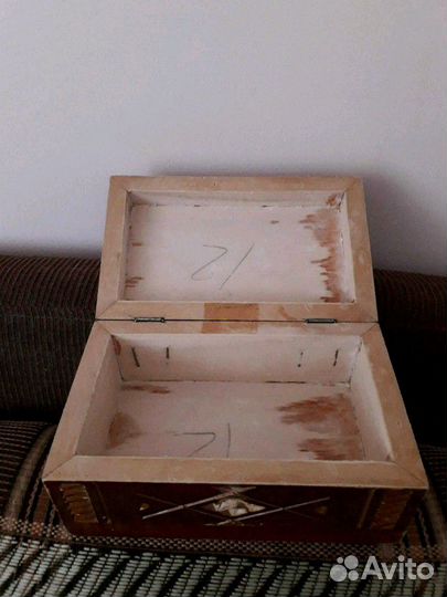 Шкатулка деревянная