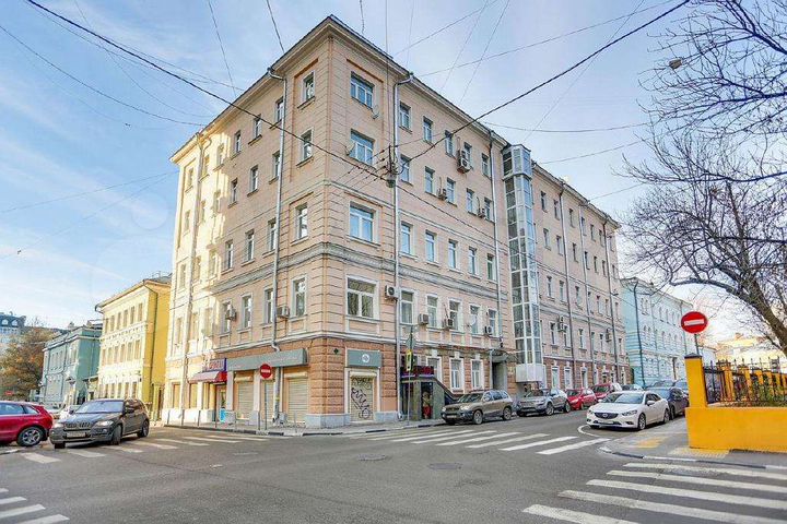 Комната 22 м² в 4-к., 4/5 эт.