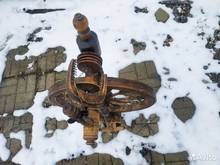 Прялка деревянная старинная