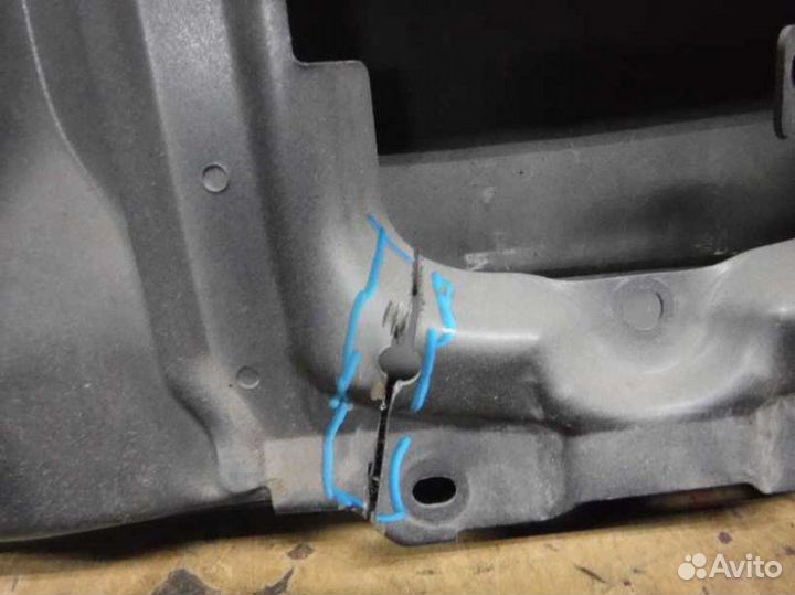 Дверь багажника Ford C-Max