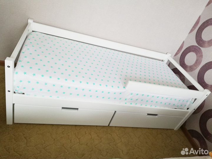 Детская деревянная кровать-тахта