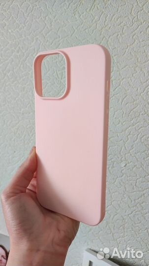 Чехлы на iPhone 12, 13, 15