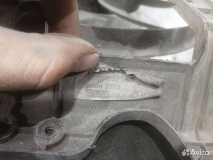 Вентилятор радиатора Renault Logan 1