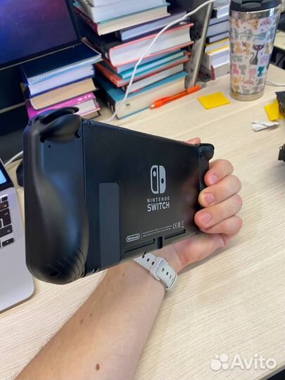 Контроллер Nintendo Switch