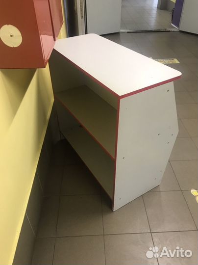 Тумба с полками