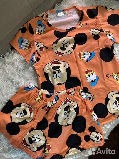 Пижамы женские новые