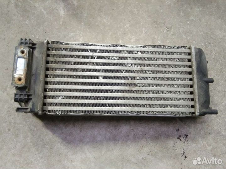 Радиатор интеркулера Пежо 308