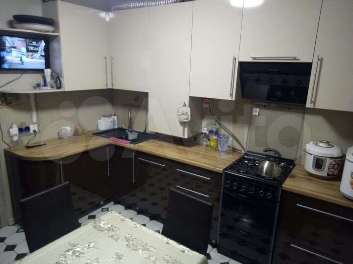 3-к. квартира, 721 м², 8/9 эт.