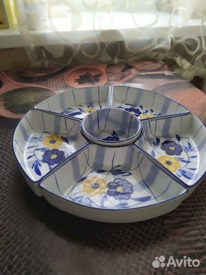 Менажница нов