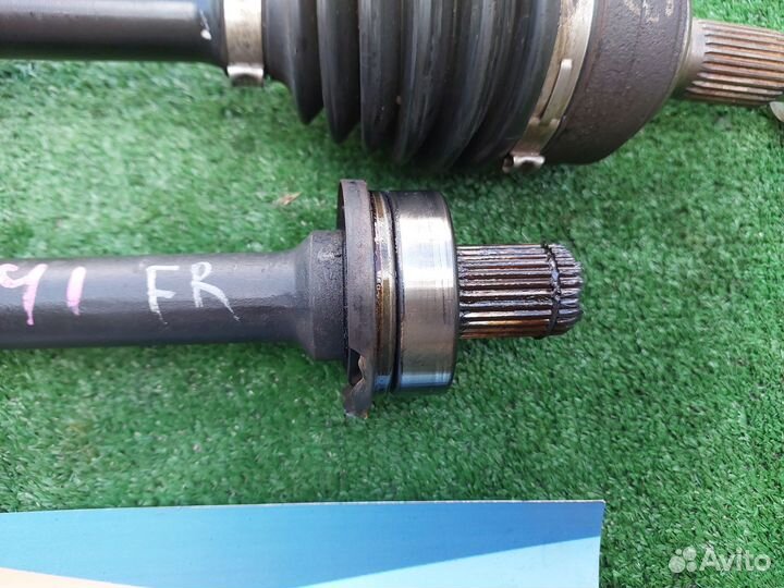 Привод передний правый Мазда 6 GH