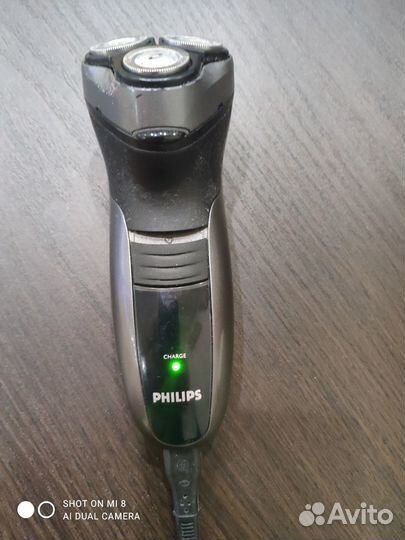Бритва электрическая philips