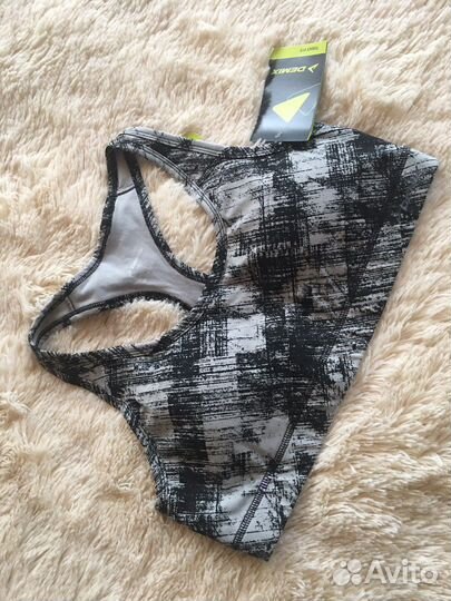 Костюм для спорта женский