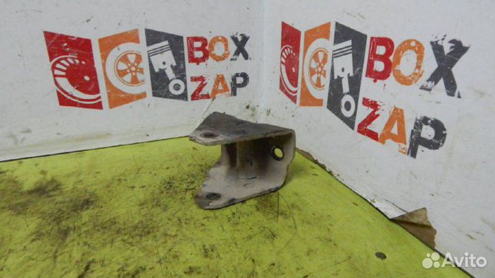 Кронштейн Mitsubishi Galant 2.4 4G64 2003