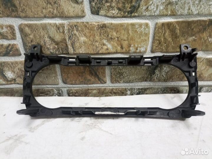 Накладка в салоне Mercedes-Benz Cls C218 2012