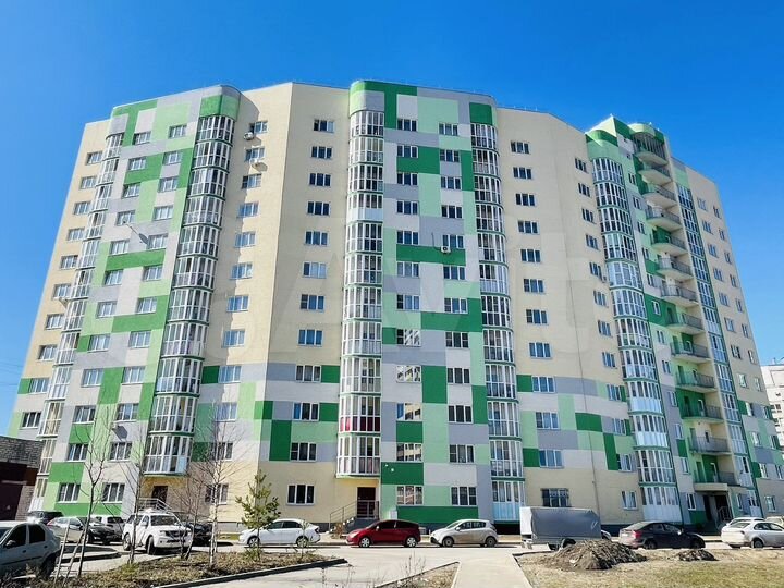 2-к. квартира, 70 м², 12/13 эт.