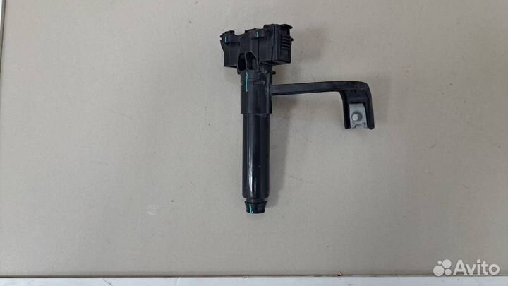 Б/У Форсунка омывателя фары 852080K050 toyota