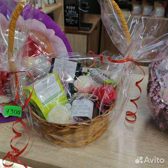 Корзинка, чай, подарок