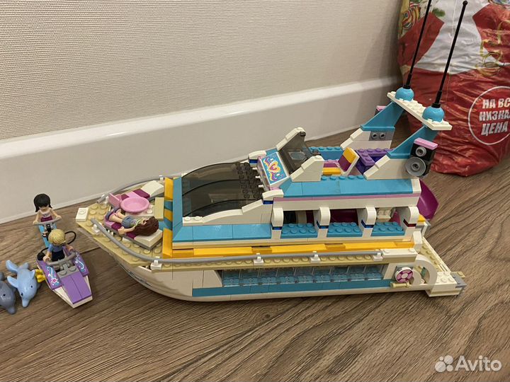 Lego Friends катер