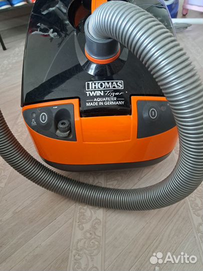 Моющий пылесос Thomas tiger