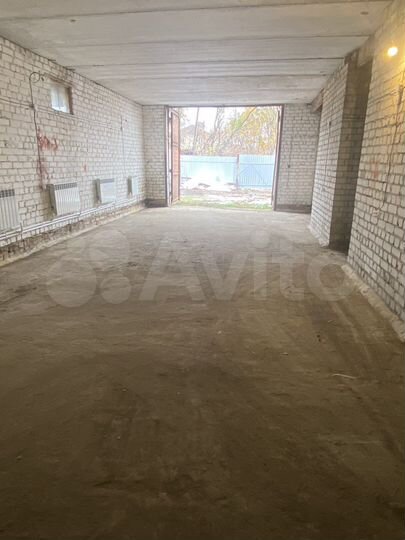 Склад, 300 м²