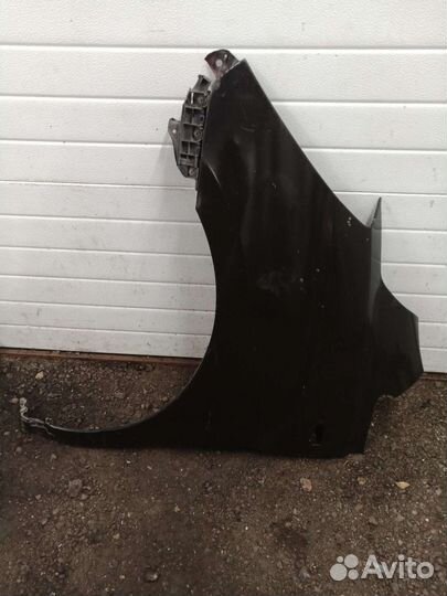 Крылья передние Hyundai Grand Starex