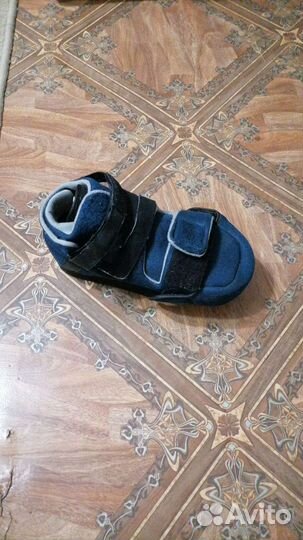 Ортопедические сандали