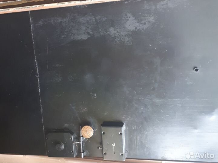 Дверь входная металлическая