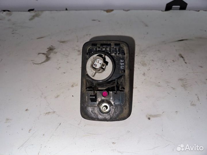 Повторитель поворота в дверь левый Исузу Nqr90