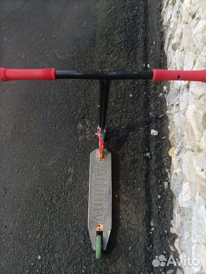 Трюковой самокат кастом парк стрит