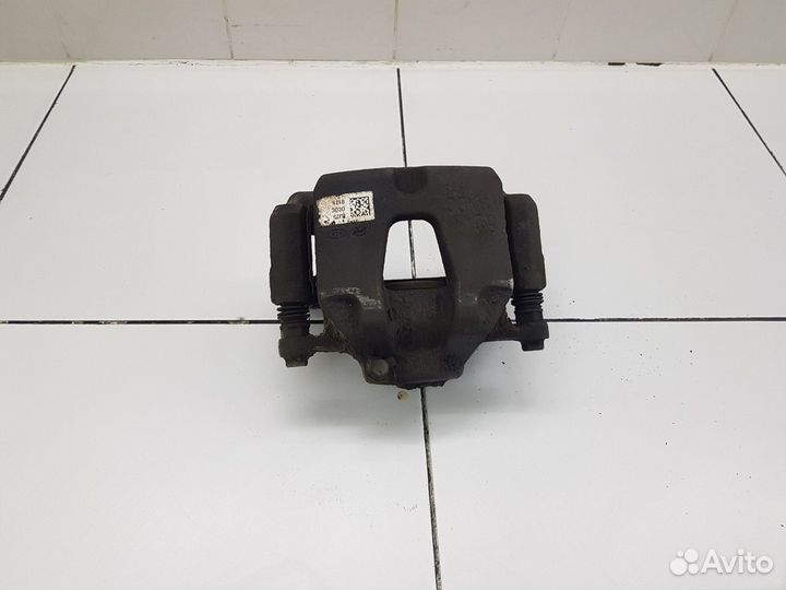 Суппорт передний правый (Genesis G70)