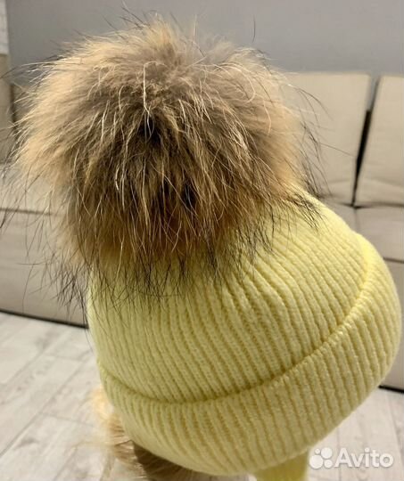 Помпон натуральный новый 18см