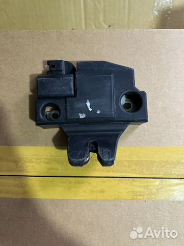 Замок багажника Camry v40 оригинал