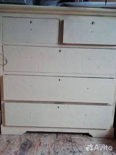 Шкафы и комоды