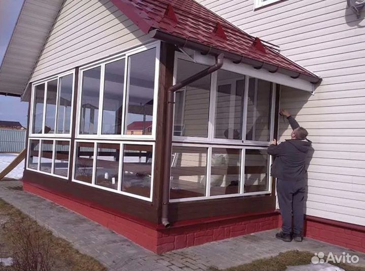 Остекление балконов беседок входных групп