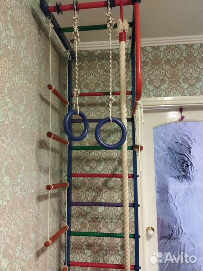 Детская спортивная шведская стенка