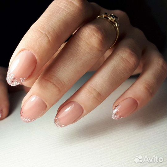 Наращивание ногтей, Педикюр