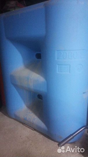 Ëмкость (бочка) пластиковая для воды