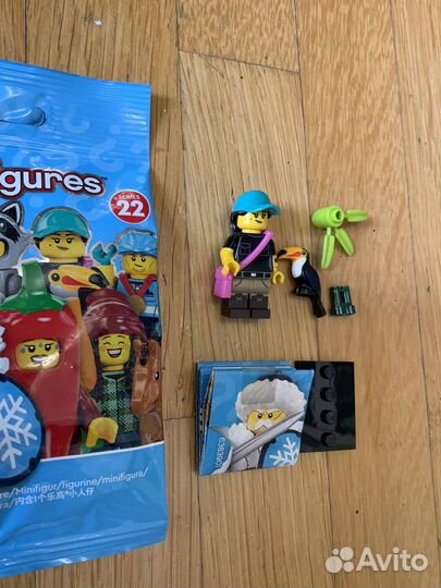 Минифигурка Лего lego серия 22 номер 9