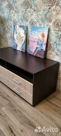 Тумба под телевизор