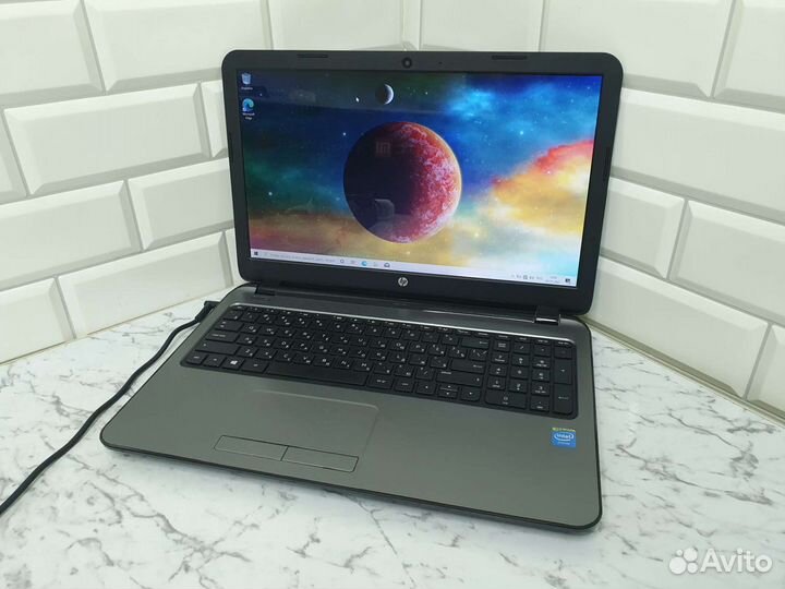 Ноутбук HP с коробкой