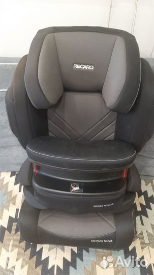 Автомобильное кресло Recaro Monza Nova IS Seatfix