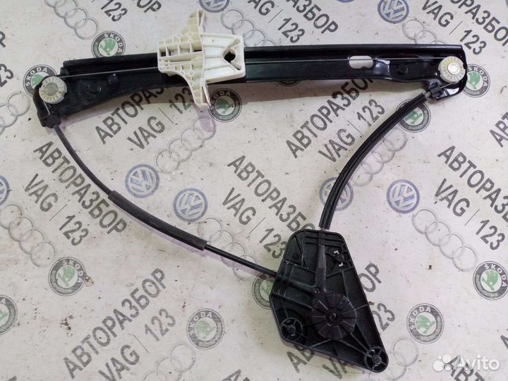 Механизм стеклоподъёмника задний Шкода Рапид 2018