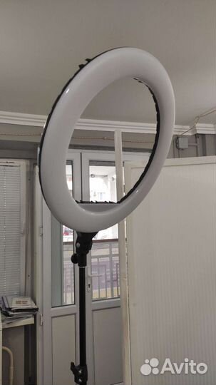 Лампа кольцевая