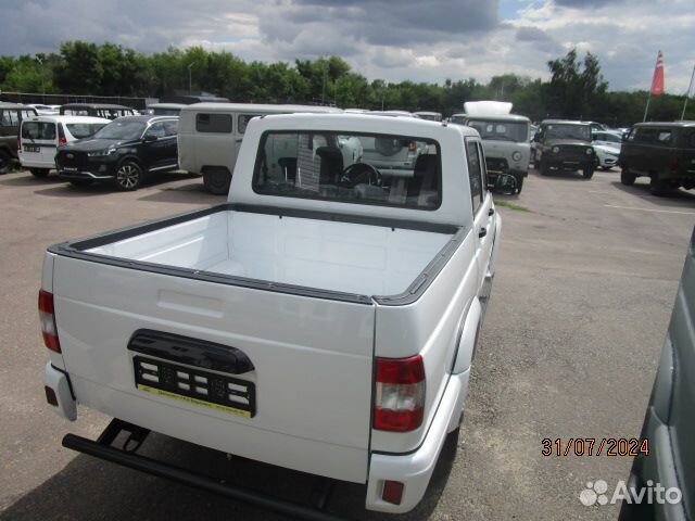 УАЗ Pickup 2.7 МТ, 2024