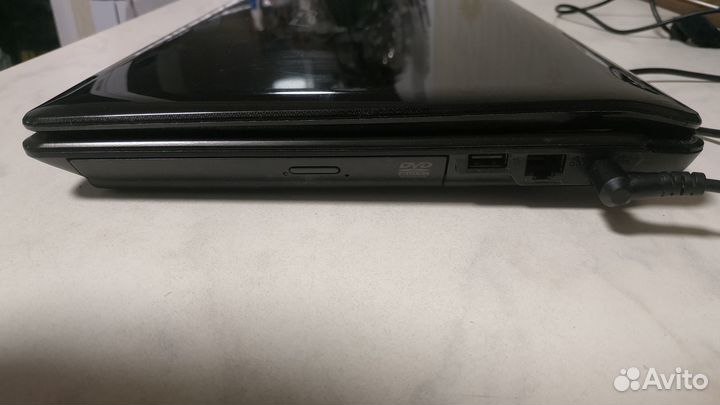 Игровой ноутбук asus Core i3, 6 Гб DDR3 GeForce